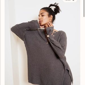 Free People Around the World Clock Set